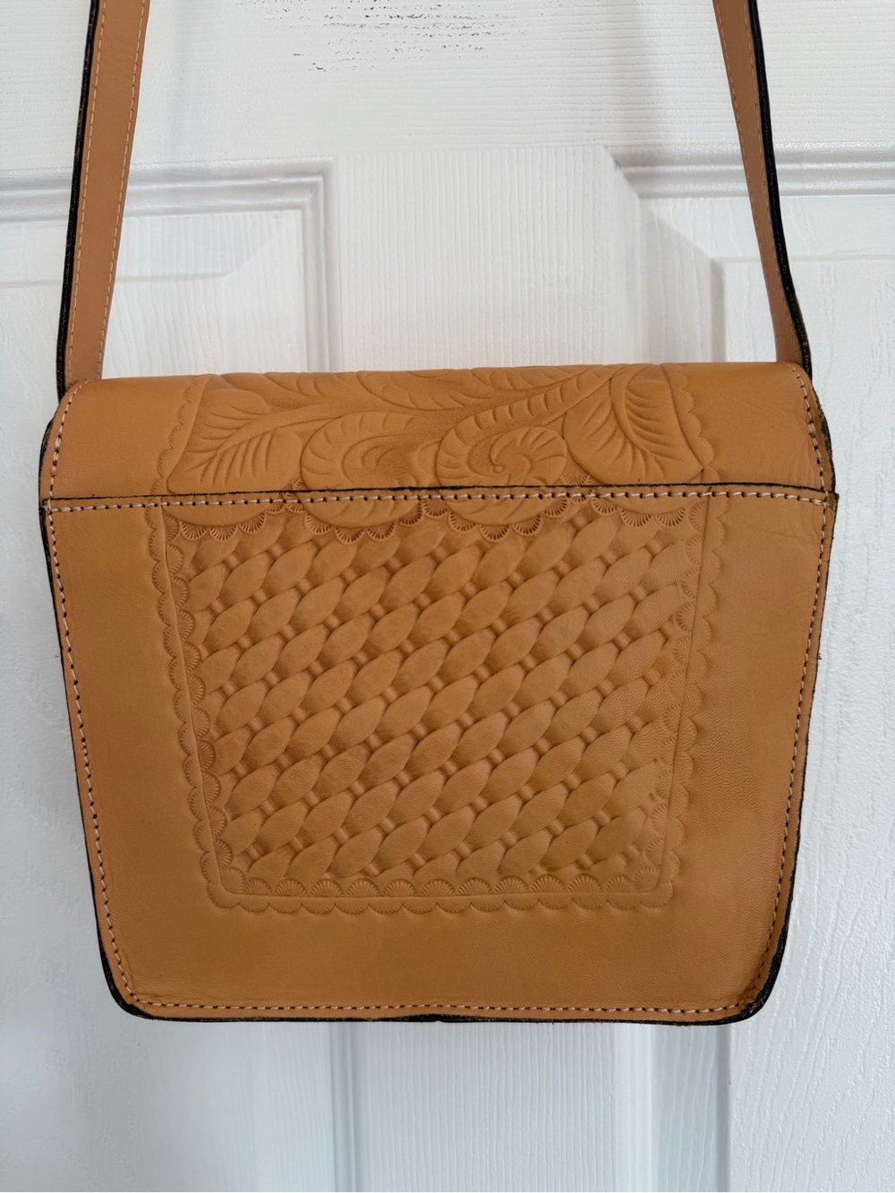 Patricia Nash Marciana Small Leather Crossbody Boho Bag - Picture 4 of 5